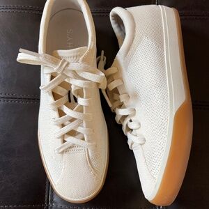 Rothy’s The Lace Up shoe